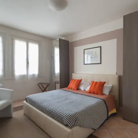 Apartment La Fenice Brescia